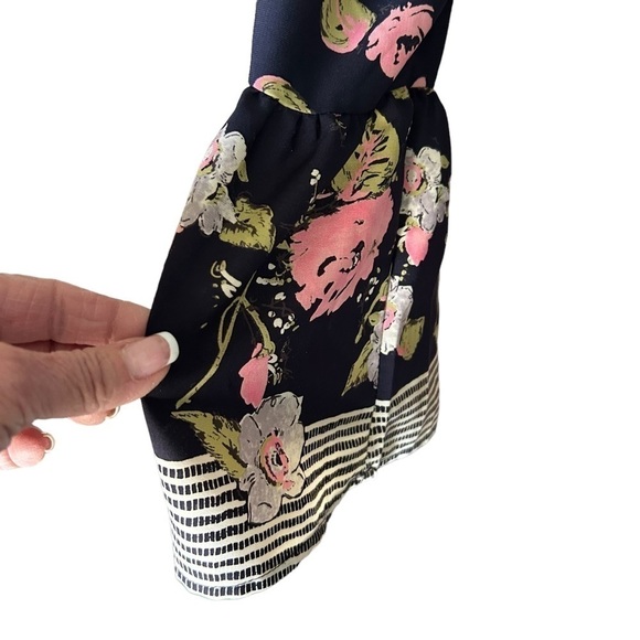 Le Lis Mid sleeve Midi Dress Sz Small - Picture 4 of 11